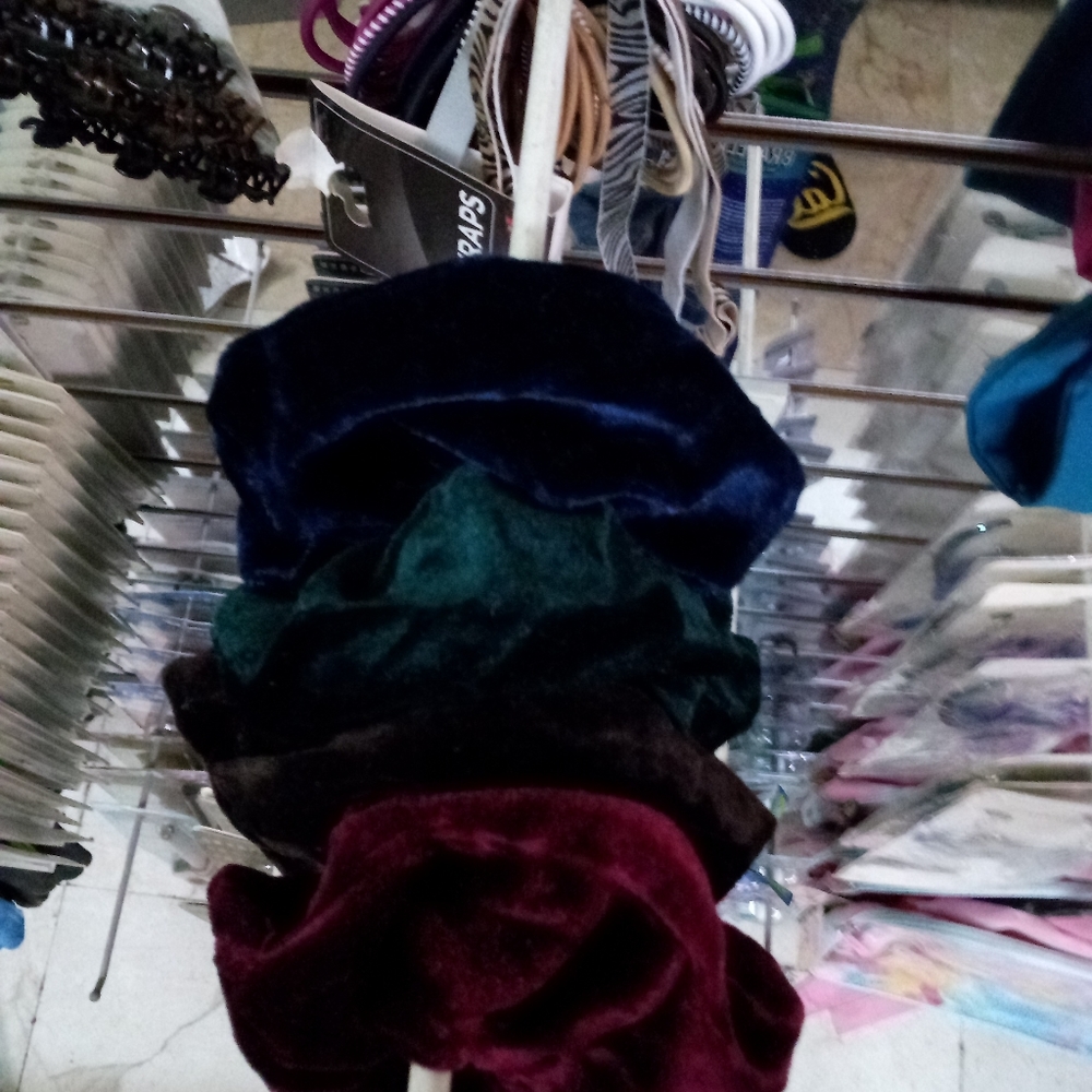 Hair ties - Picture 4 of 7